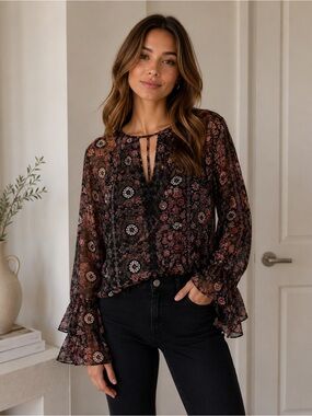 BCBGeneration Sheer Floral Ruffle Sleeve Blouse Size Small